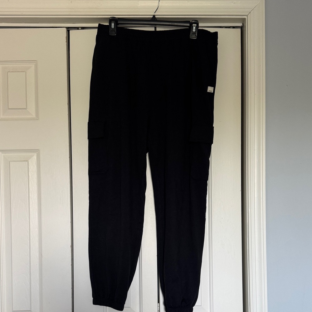 Vuori Boyfriend Cargo Sweatpants